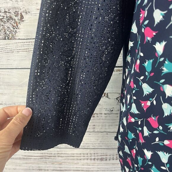 Van Heusen Blouse Tunic size Extra Large Navy Blue Pink Teal Tulips Lace Sleeves - Picture 7 of 11